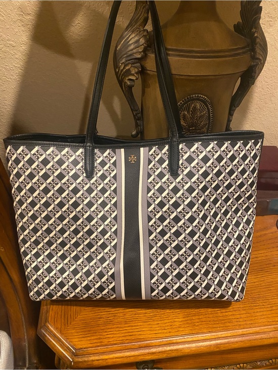 Tory Burch Handbags - Tory Burch Black, Gray and Cream Monogram Stripe Tote